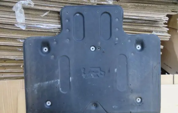 KIA Stinger Engine splash shield/under tray 29140J5300
