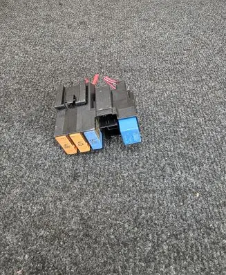 Renault Captur II Fuse module 243512602R