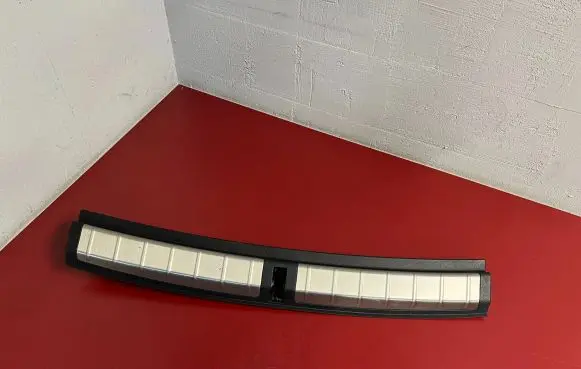 BMW X1 F48 F49 Trunk/boot sill cover protection 7413689 51477413689