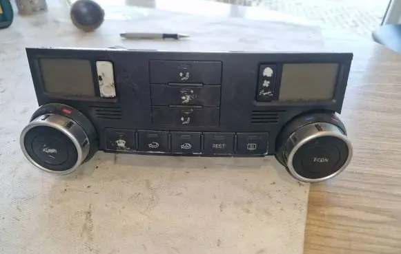 Volkswagen Touareg I Climate control unit 7L6907040D