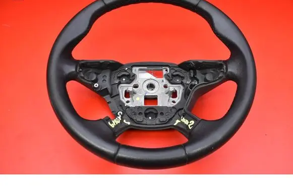 Ford Focus Steering wheel 4M513600BF3ZHE