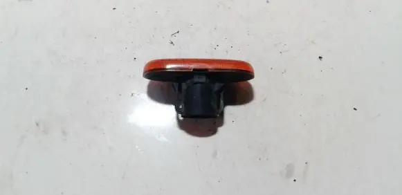 Renault Scenic I Front fender indicator light 7700822136