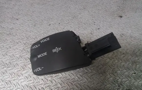 Ford Focus Sound control switch 3M5T14K147BE