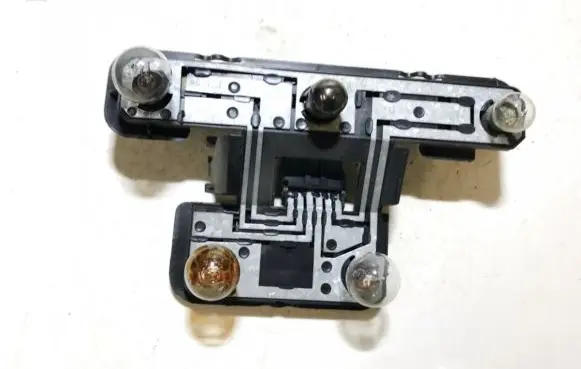 Opel Tigra A Tail light bulb cover holder