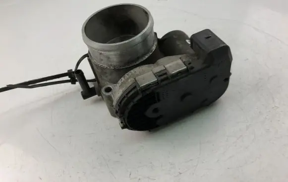 Audi A3 S3 8L Throttle valve 06A133062C