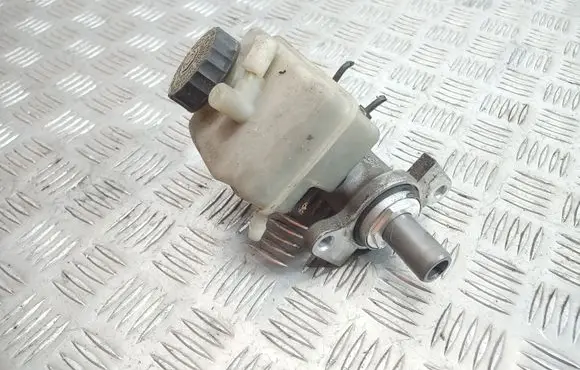 Mercedes-Benz A W168 Master brake cylinder