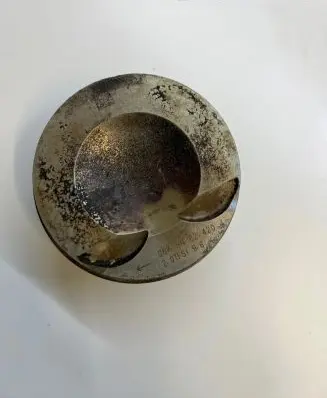 Piston