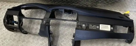 BMW 5 E60 E61 Dashboard 