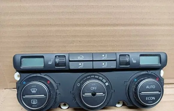 Volkswagen Golf Plus Climate control unit 
