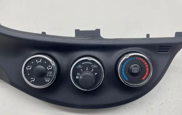 Toyota Yaris Climate control unit 758818 554060D490