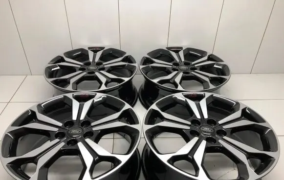 Ford Focus ST R18 alloy rim 