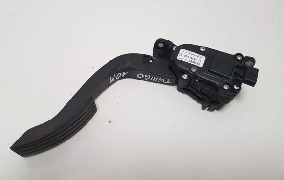 Renault Twingo II Accelerator throttle pedal 8200426241 6PV00908504