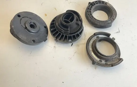 Mercedes-Benz GLC X253 C253 Rear coil spring rubber mount A2053240184