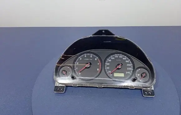 Speedometer (instrument cluster)