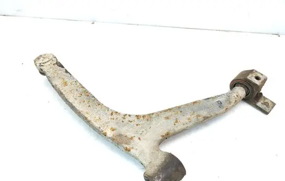 Citroen Berlingo Front lower control arm/wishbone