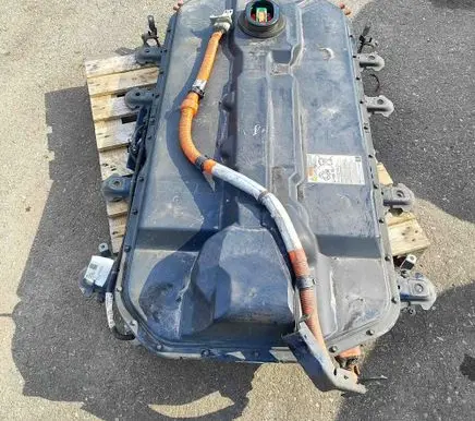 Mitsubishi Outlander Hybrid / electric car battery 9499F004
