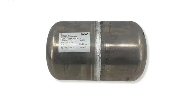 Mercedes-Benz GLE (W166 - C292) Air suspension tank/reservoir A1663200415 P0205701 132150818