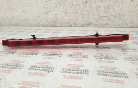 Audi A3 S3 8L Third/center stoplight 8D9945097B