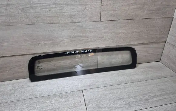 Ferrari 296 GTB Rear windscreen/windshield window 910731