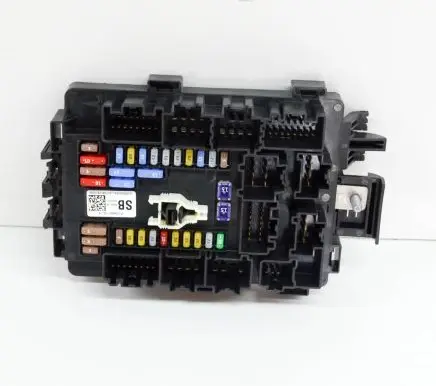 Tesla Model S Fuse module 103440900B