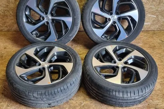 Hyundai Tucson TL R19 alloy rim 52910D7460