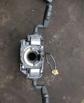 Land Rover Freelander 2 - LR2 Tailgate/trunk/boot open switch 6G9N3F975BC