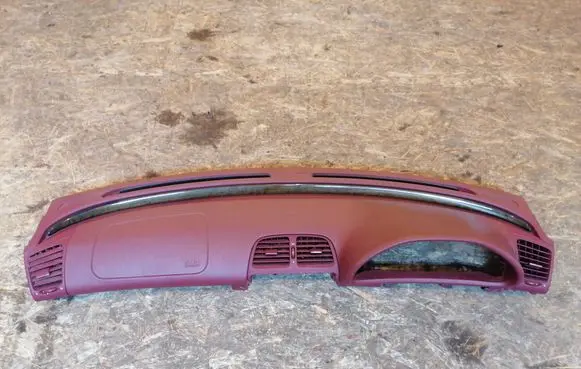 Mercedes-Benz CLK A208 C208 Dashboard 2086802187 20868021873C34