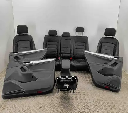Volkswagen Tiguan Interior set 5NA867211 5NA867212