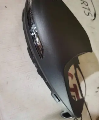 Renault Captur Front door wing mirror part 963060543R