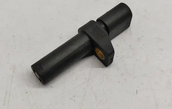 Mercedes-Benz Vaneo W414 Crankshaft position sensor A0031532828 0031532828