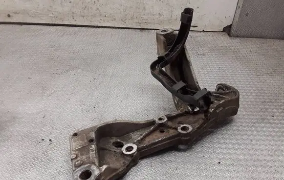 Seat Leon (1P) Other front suspension part 1K0199295F