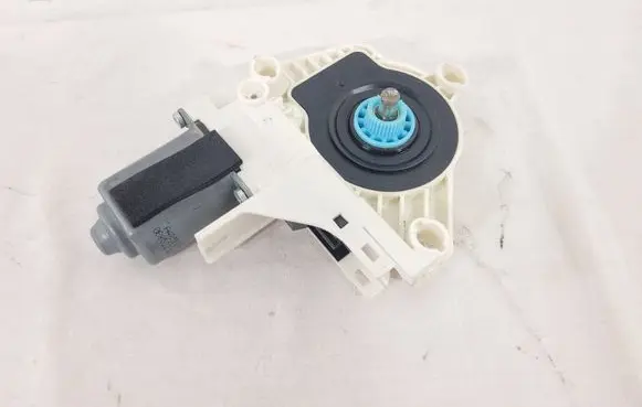 Audi A4 S4 B8 8K Rear door window regulator motor 8K0959812A 919813 1244025