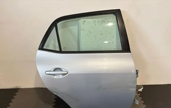 Toyota Auris 150 Rear door 