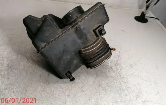 Lexus RX 300 Intake resonator 1789320080