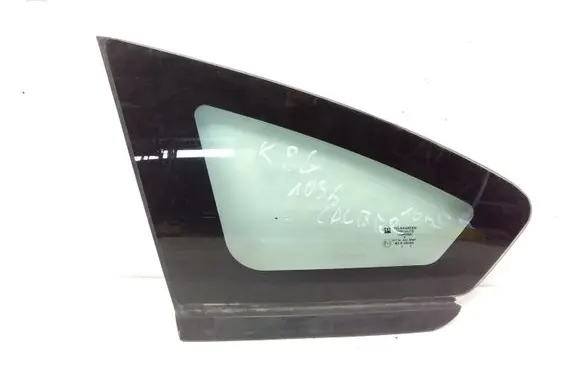 Dodge Caliber Rear side window
