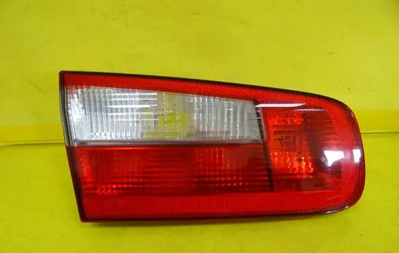 Renault Laguna II Tailgate rear/tail lights 8200002475