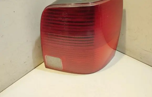Volkswagen PASSAT B5 Rear/tail lights