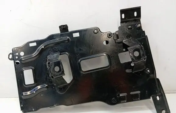 Peugeot 5008 II Battery tray 9815288480