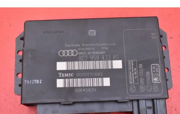 Audi A4 S4 B6 8E 8H Comfort/convenience module 8E0959433AS