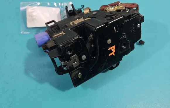 Rear door lock