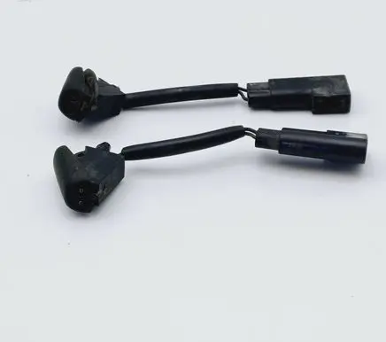 Ford Focus Windshield washer spray nozzle 2N1117666AC