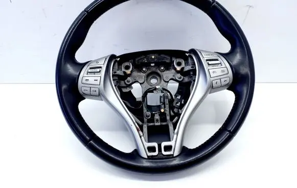 Nissan Qashqai Steering wheel 484304EL1A