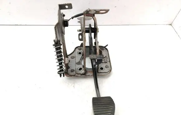 Peugeot 307 Brake pedal 9643707880
