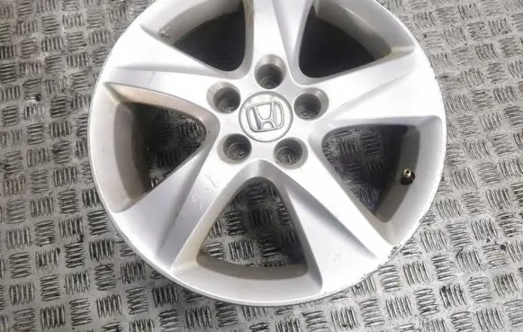 Honda Accord R17 alloy rim 