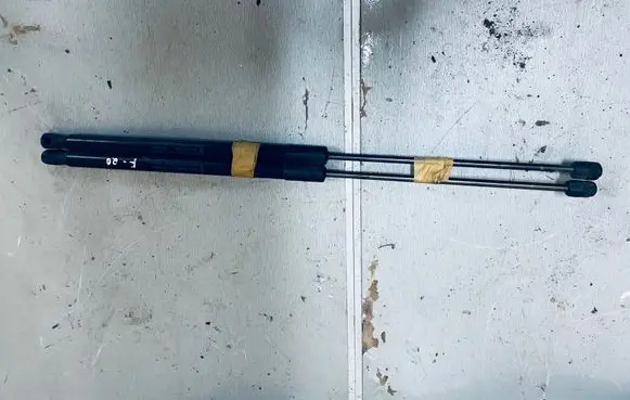 Ford Focus ST Tailgate/trunk strut/damper BM51A406A10AE
