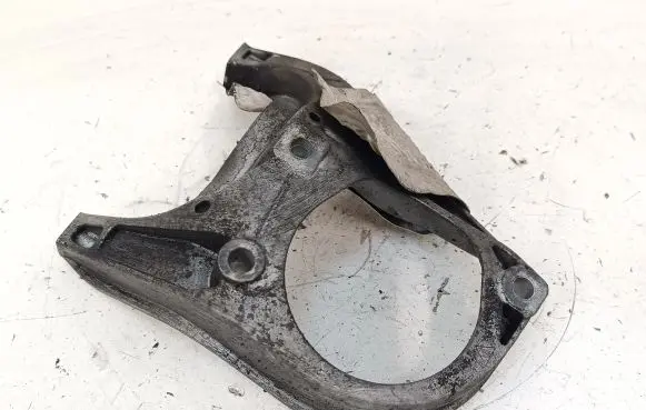 Porsche Macan (95B) Engine mounting bracket 95B399299