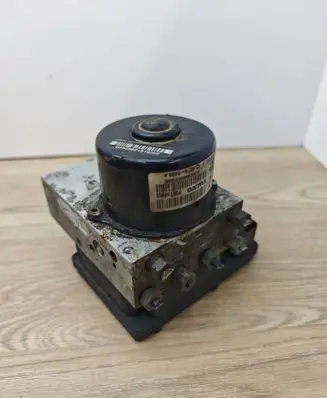 Volvo XC90 ABS Pump 30714956 30714952 10092504113