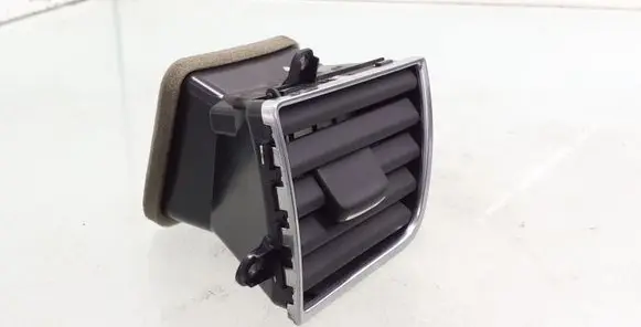 Audi A8 S8 D4 4H Dash center air vent grill 4H1820952A 4H1820952B