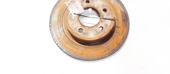 Mazda 5 Rear brake disc neventiliuojamas
