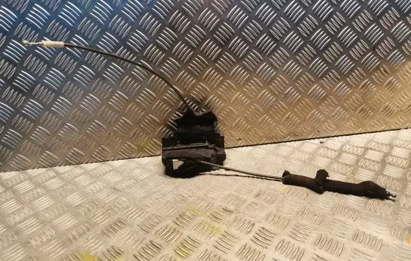 Nissan Murano Z50 Coupe door lock (next to the handle) 